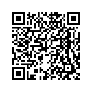 Schwarz-weißer QR-Code mit quadratischem Muster